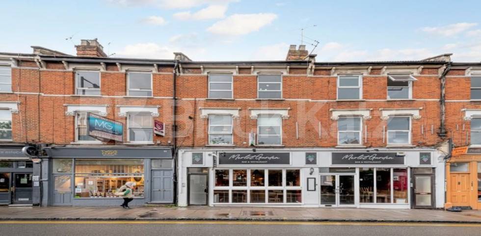 			NEW INSTRUCTION!, 2 Bedroom, 1 bath, 1 reception Flat			 Park Road, CROUCH END